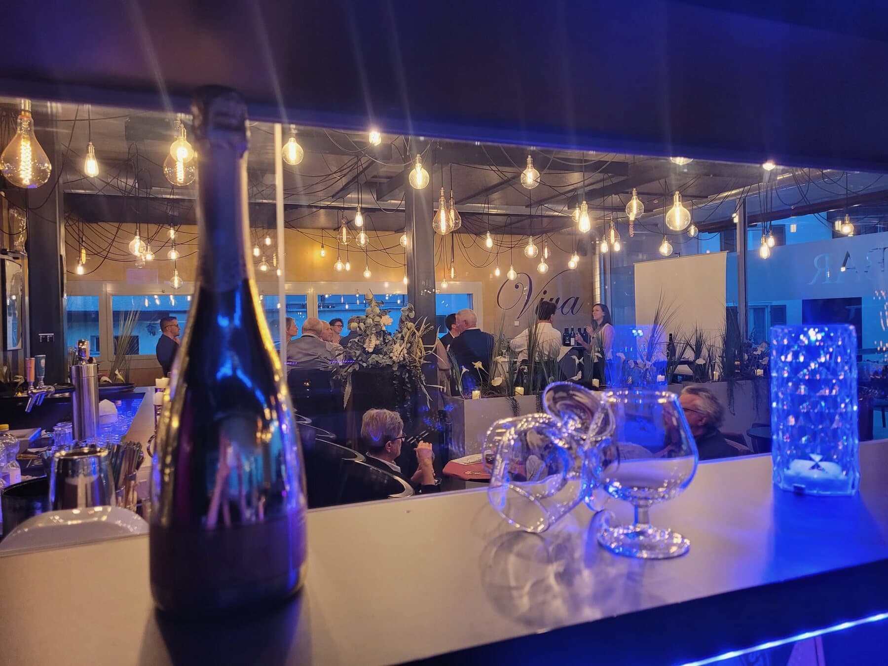 Schülerkonzert / Live-Musik – Viva Bar & Lounge / Rock'N'Roli's